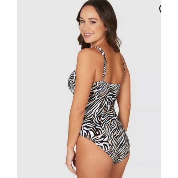 Nip Tuck Joanne Twist Front Swimsuit - Picture 12 of 12